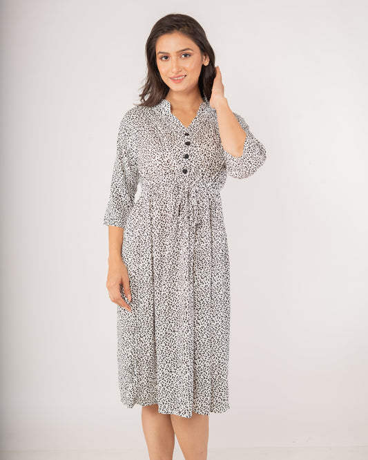 Mono Leopard Print Collared Wrap Dress