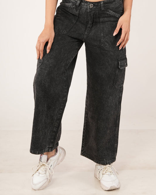 Woman wearing a Charcoal 6-Pocket Cargo Jeans.